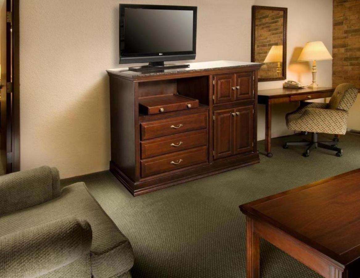 Hotel Lotus Kansas City Stadium Dış mekan fotoğraf
