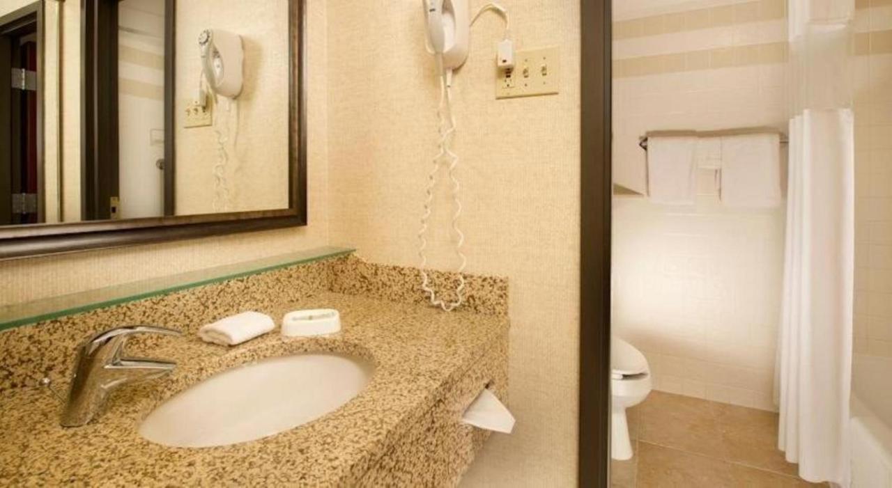 Hotel Lotus Kansas City Stadium Dış mekan fotoğraf