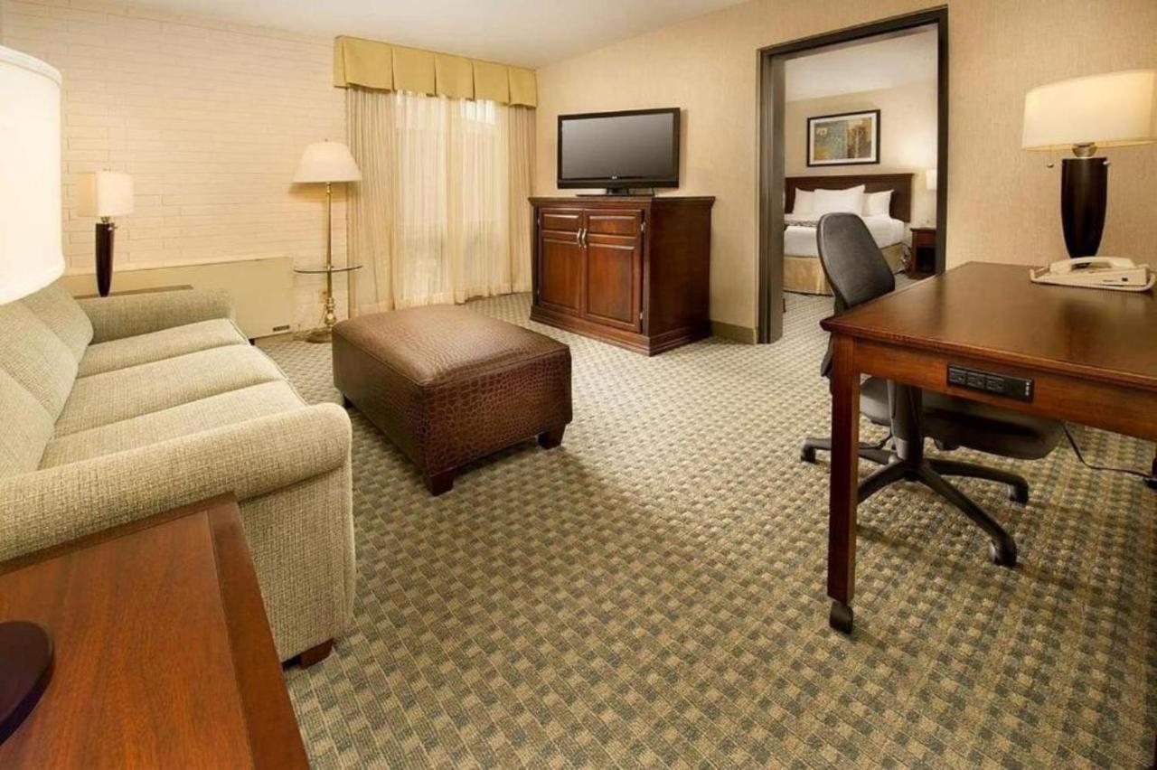Hotel Lotus Kansas City Stadium Dış mekan fotoğraf