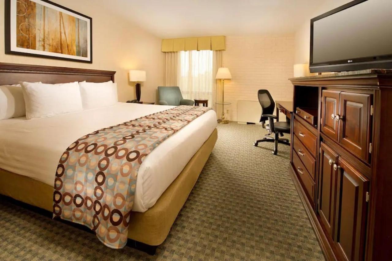 Hotel Lotus Kansas City Stadium Dış mekan fotoğraf